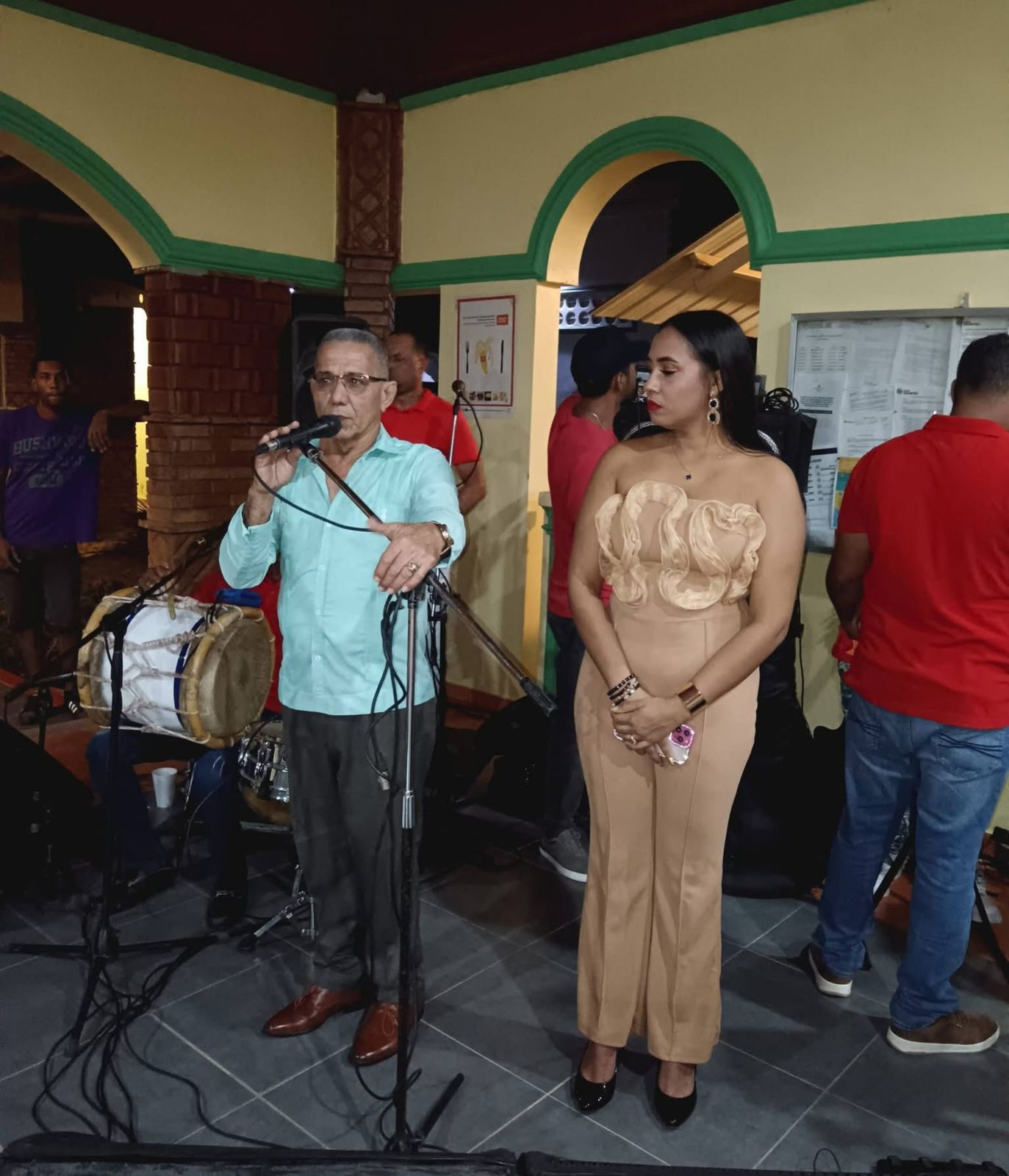 Cena de confraternidad une a la familia de la Junta Municipal de Hatillo Palma